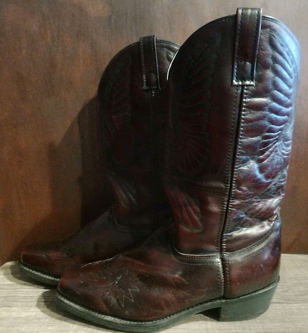 Laredo Western Cowboy Dress Boot 8842 Leather Brown Maroon Mens 11 EW Square toe